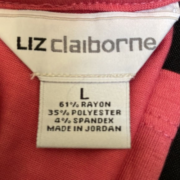 NWT Liz Claiborne Pink short Sleeve top with buttons Size L - Picture 5 of 5